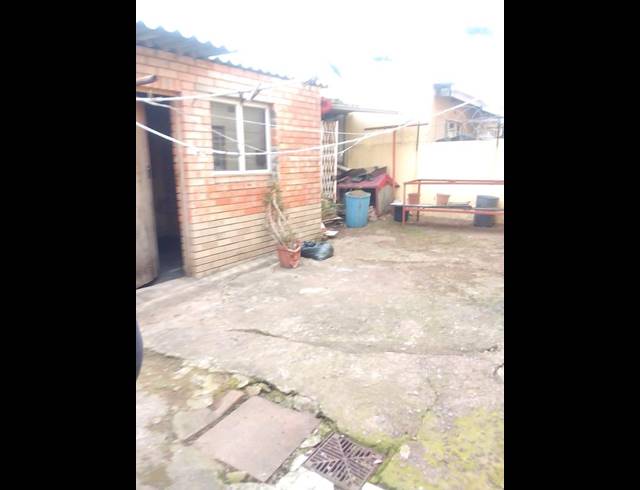 4 BEDROOM HOUSE FOR SALE IN CROSSMOOR